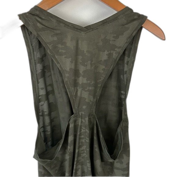 Lululemon Deep Camo Run For Days Tank - Picture 7 of 16